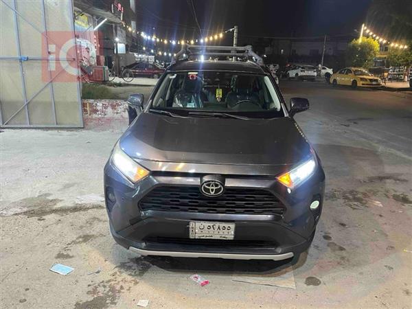 Toyota for sale in Iraq